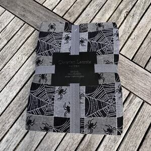 Halloween 60" x 84" Spiders Tablecloth Christian Lacroix Silver Black Oblong New